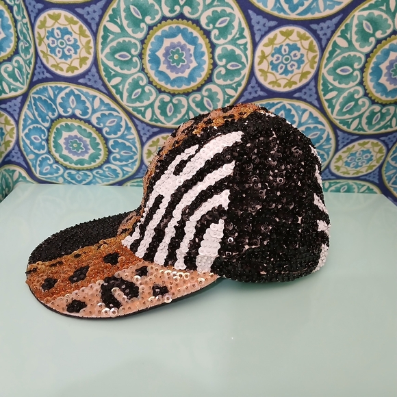 Sequin Baseball Hat - Picture 2 of 7